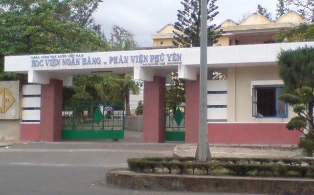 Học viện Ngân hàng Phân viện Phú Yên